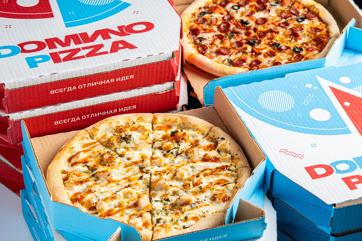 Шесть горячих новинок, а также римские и mood-пиццы в сети DOMИNO Pizza
