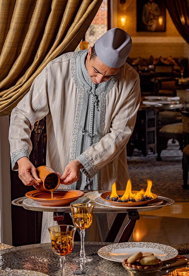 Марокканский ужин под «мишленовскими» звездами: La Grande Table Marocaine от легендарной Элен Дарроз в отеле Royal Mansour Marrakech