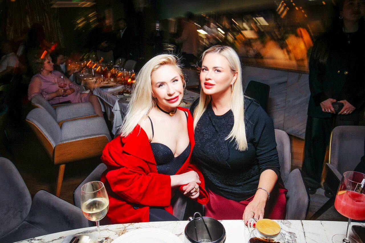 Литературно-музыкальный вечер LIBRA объединил представителей бизнеса, культуры и медиа в камерном пространстве живого слова